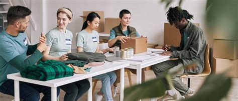 How to Organize a Donation Drive: The Essential Guide.